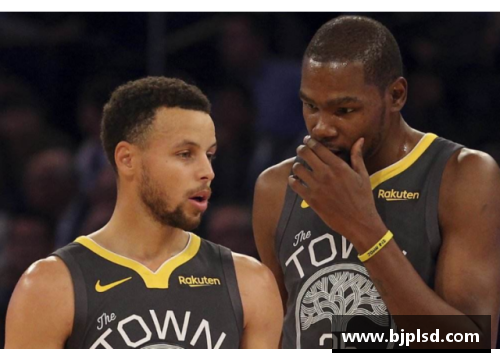 VWIN德赢官方网站NBA球员的手拎包：时尚背后的实用与风格 - 副本